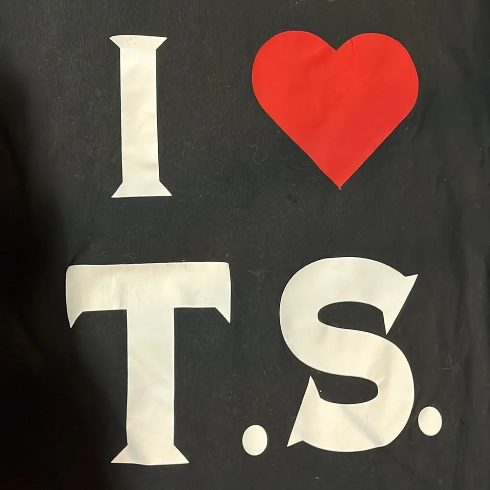 I love Taylor Swift t shirt - Picture 3 of 5